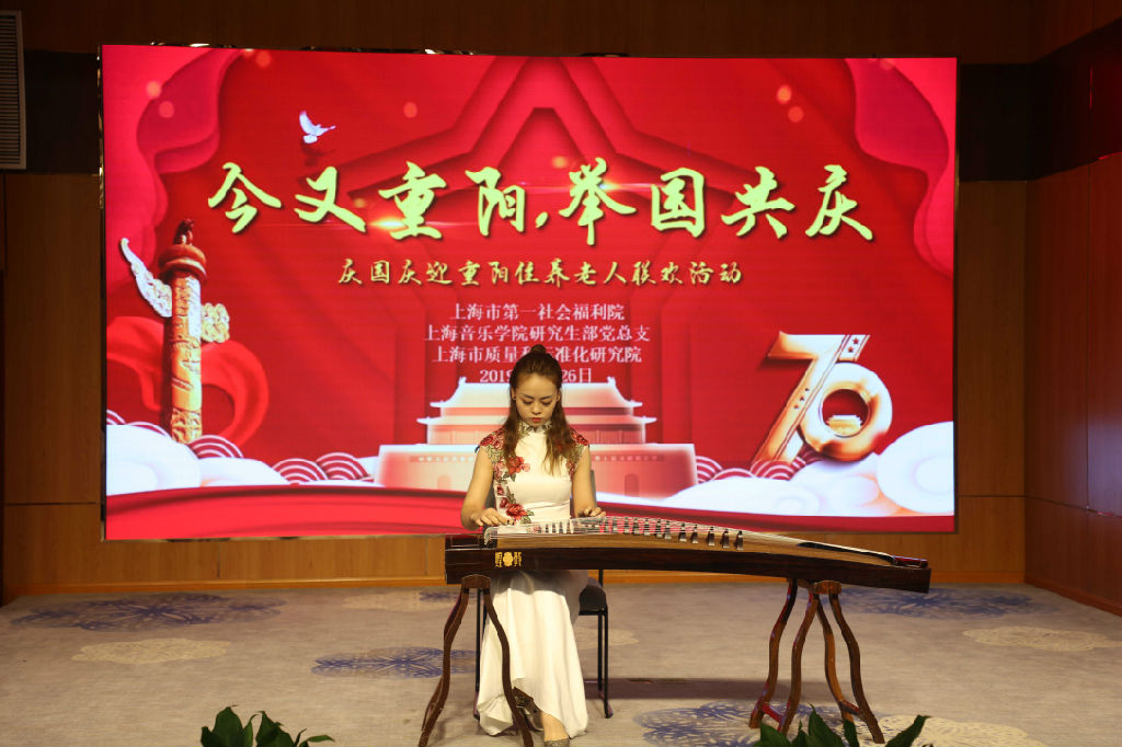 李寒月.jpg