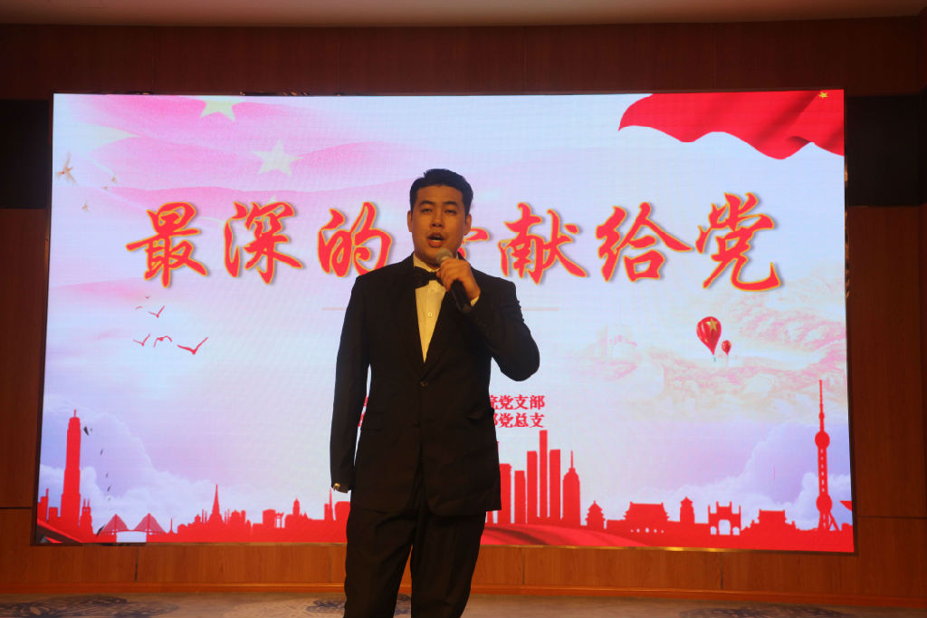 王杰.jpg